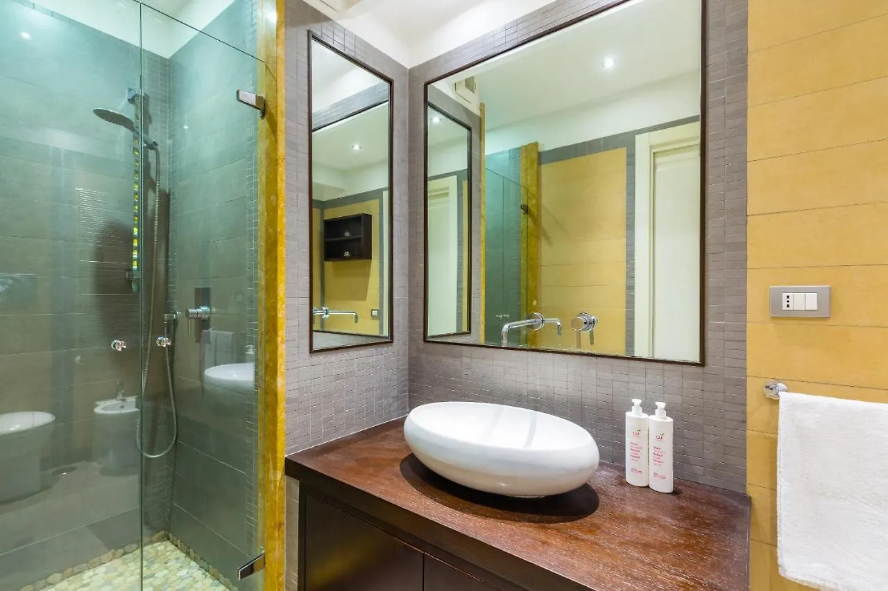 Stylish Apartment At Piazza Municipio By Wonderful Italy Naples