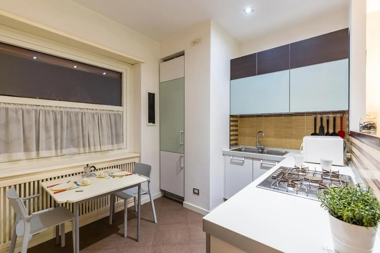 Stylish Apartment At Piazza Municipio By Wonderful Italy Neapol