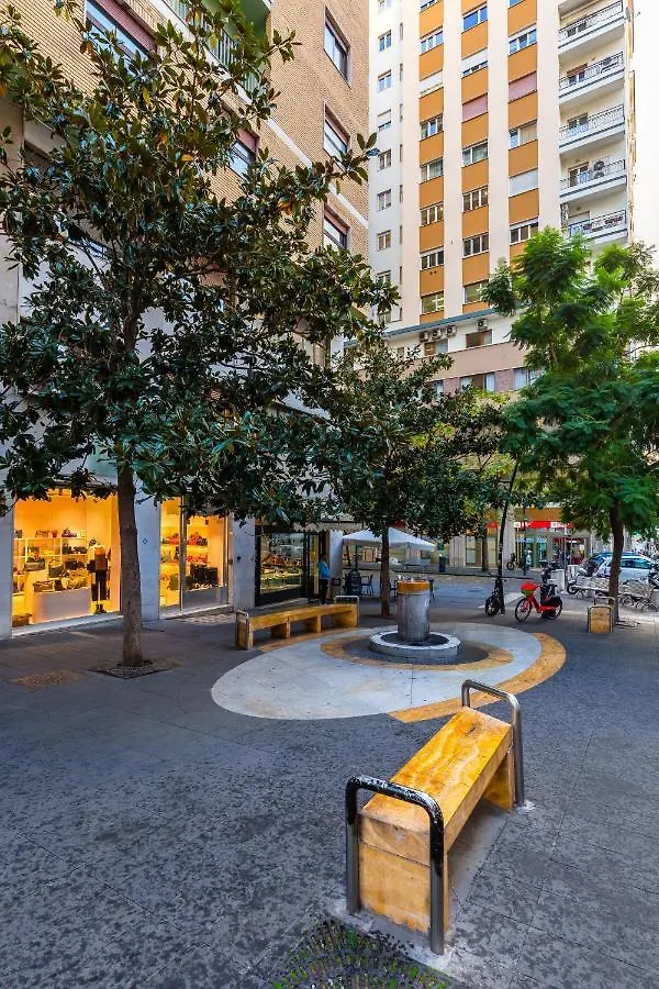 Stylish Apartment At Piazza Municipio By Wonderful Italy Neapol